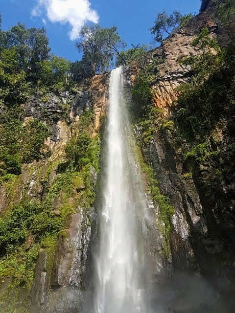 Cachoeira do Itambé — 87 metros de queda